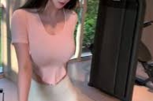 太猖狂了！明星工作人员机场暴打路人现场群众道出真相